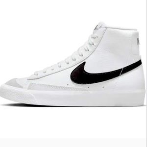 6.5Y Nike Blazer Mid ‘77 (Bid Kids)